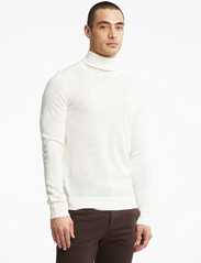 Lindbergh - Merino knit roll-neck - tavalised kudumid - bone white - 3