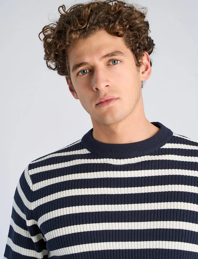 Lindbergh - Recycled crew neck knit L/S - Ümmarguse kaelusega kudumid - navy - 5
