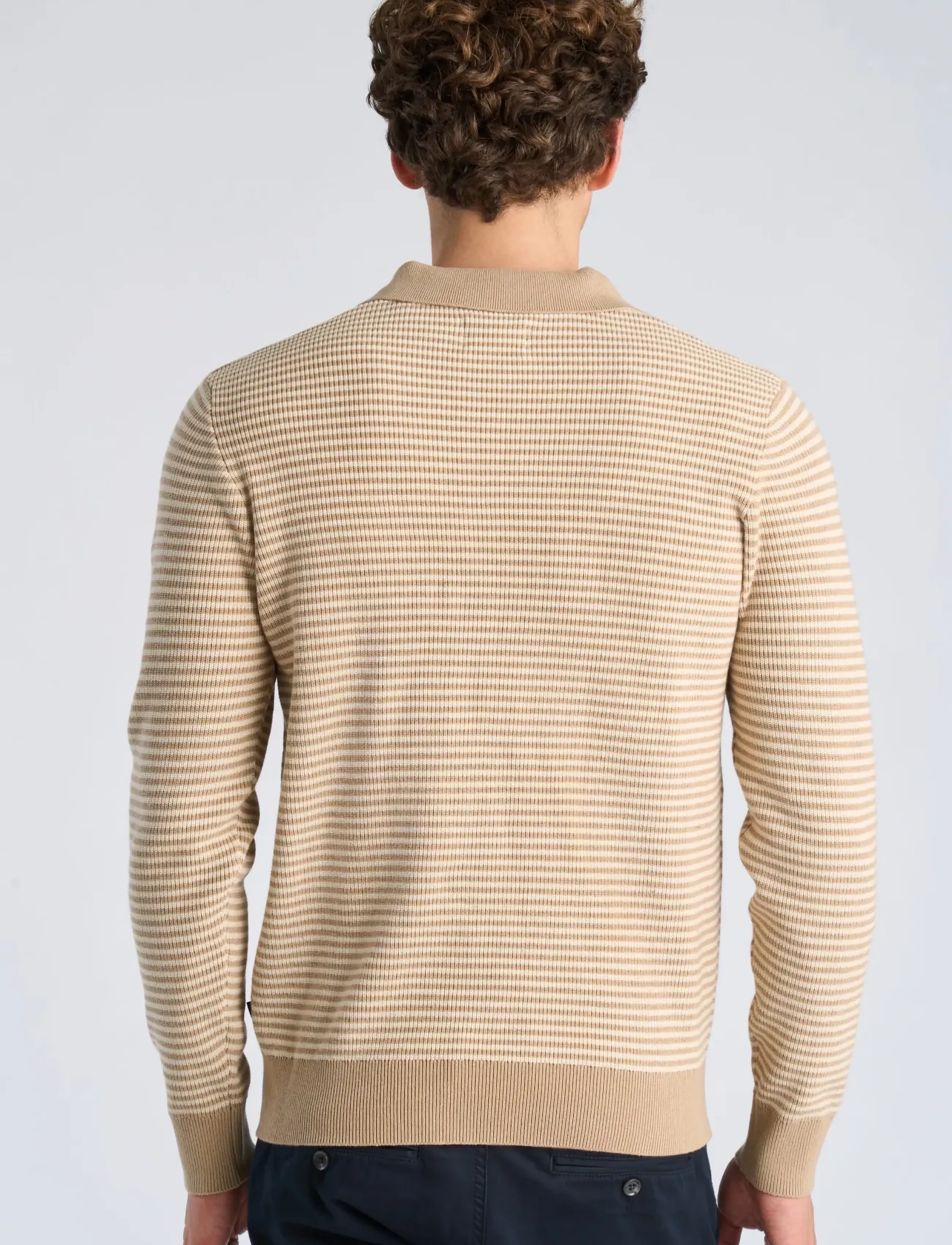 Lindbergh - Recycled v-neck polo knit L/S - poloer i strik med lange ærmer - sand - 4