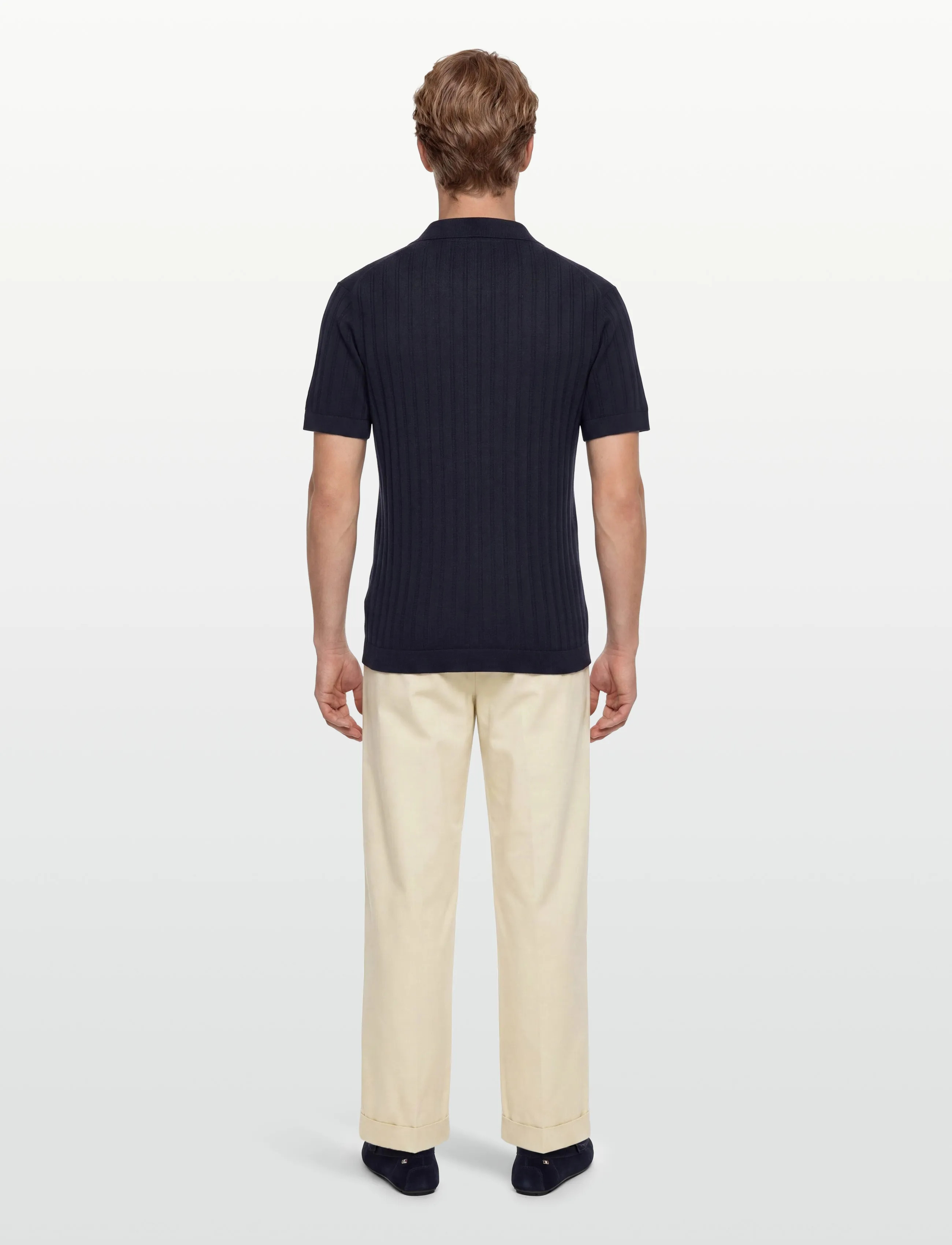 Knitted S/S V-Neck Polo 3