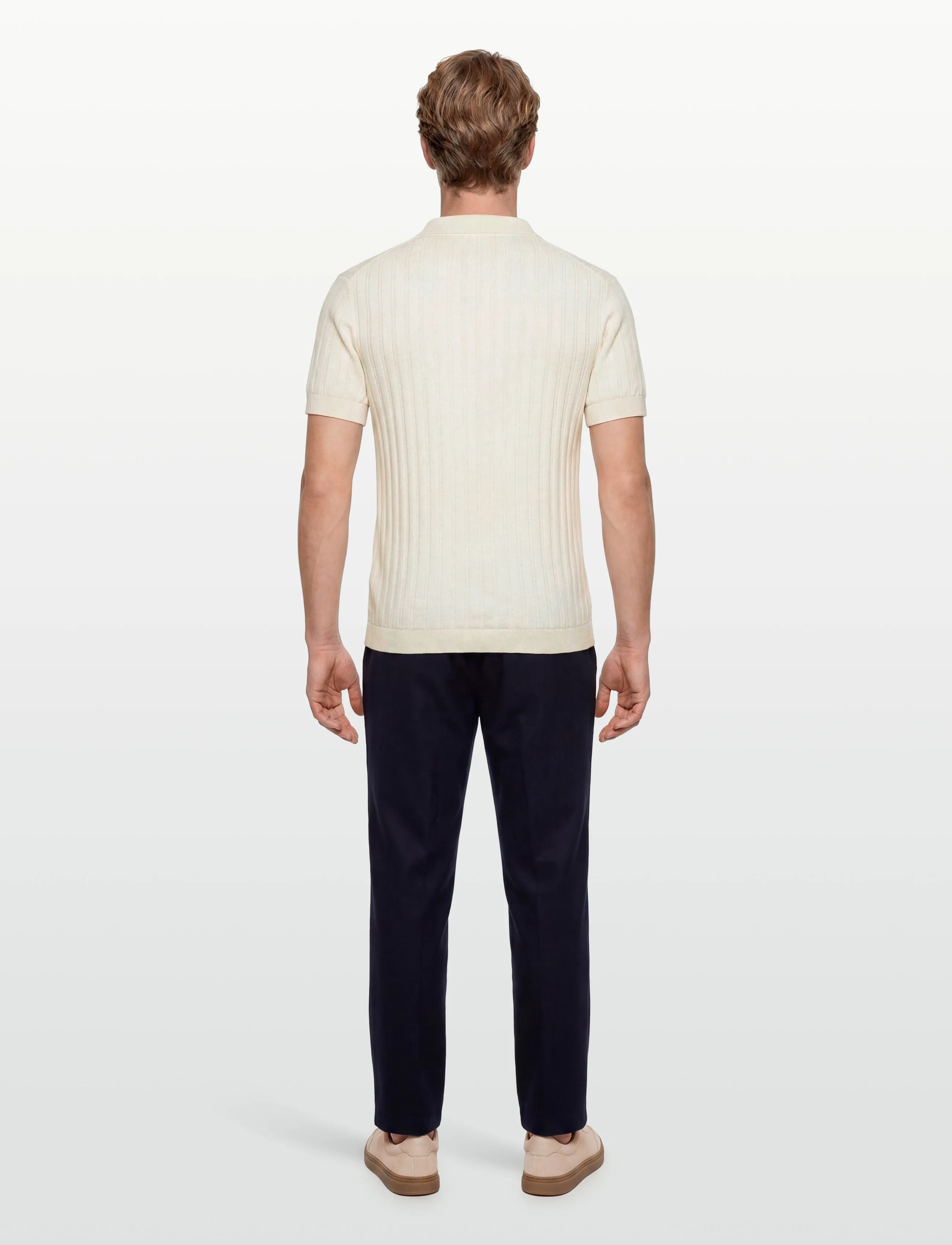 Knitted S/S V-Neck Polo 3