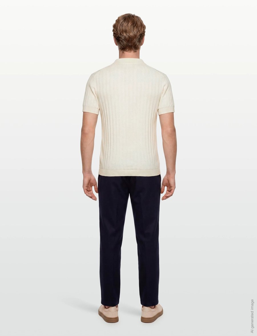 Lindbergh - Knitted S/S v-neck polo - polostrik - off white - 4