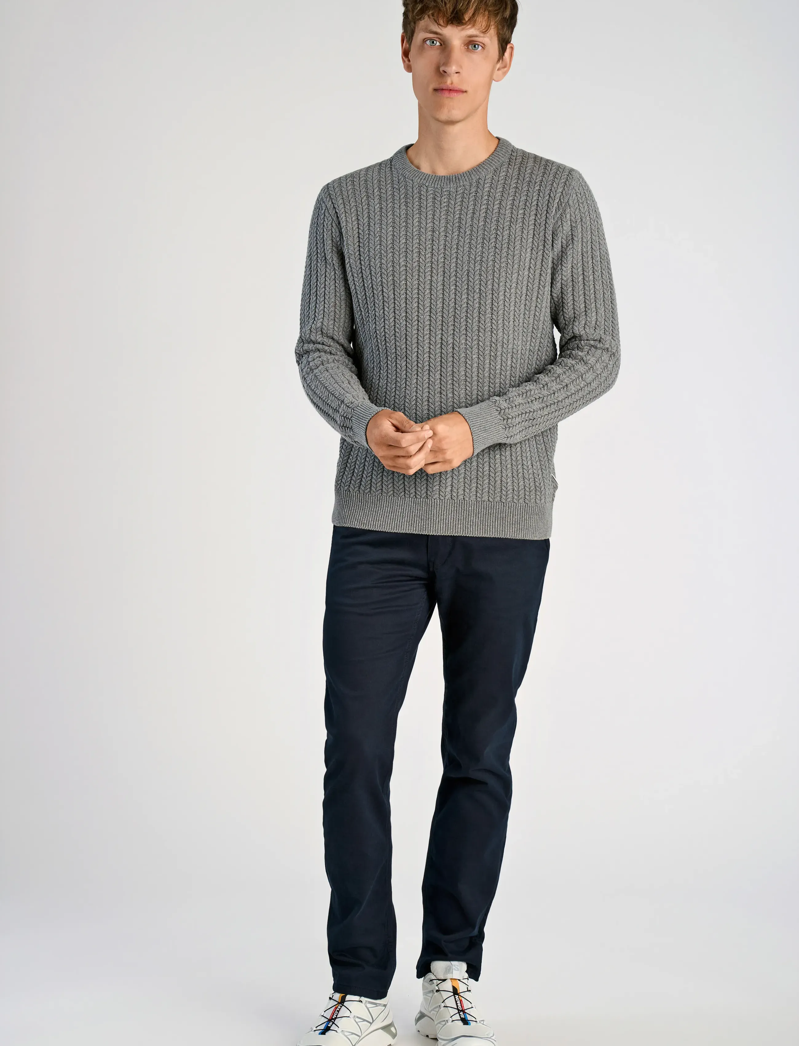 Lindbergh - Recycle structure knit o-neckRecycle structure knit o-neck - rund hals - dk grey - 4
