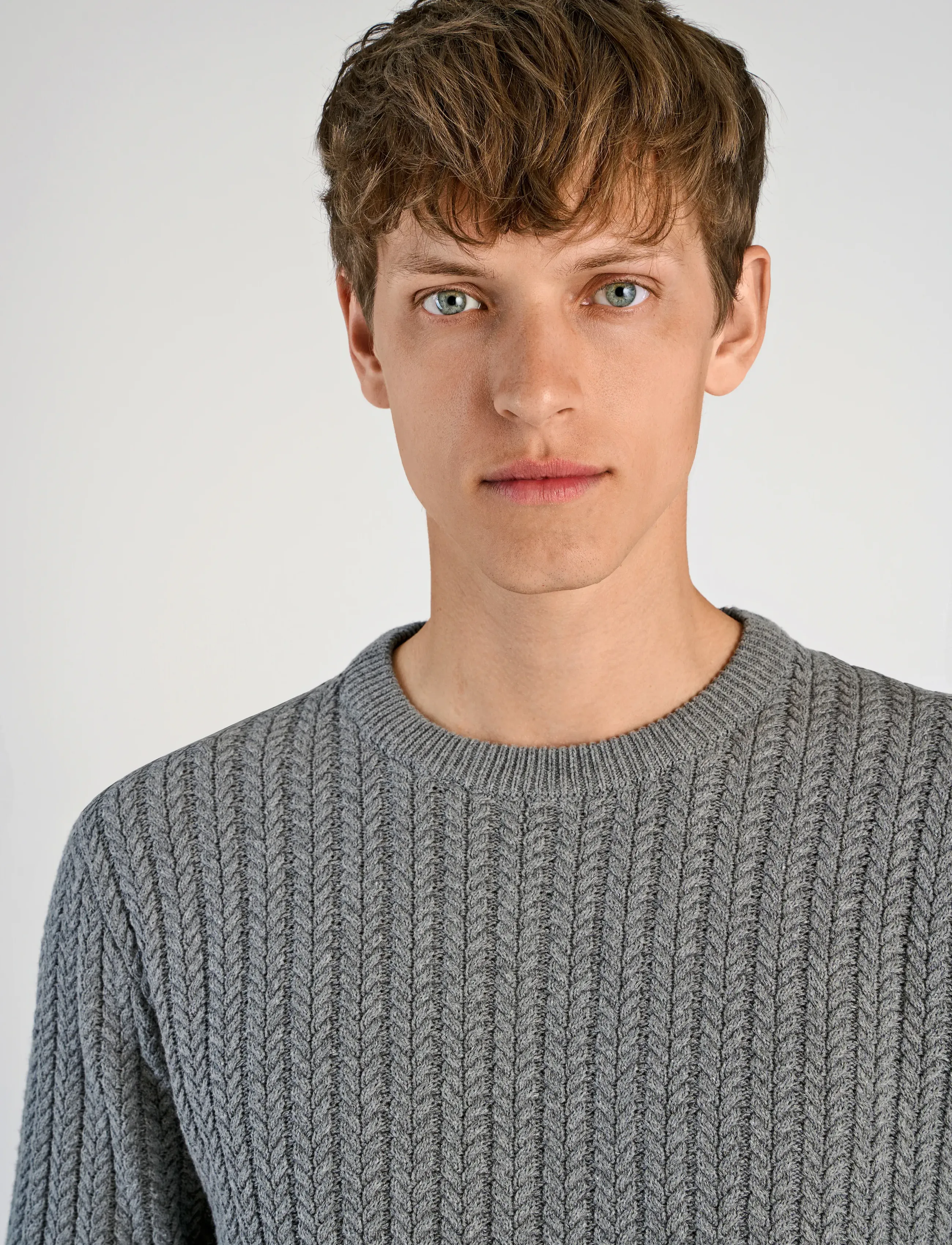 Lindbergh - Recycle structure knit o-neckRecycle structure knit o-neck - rund hals - dk grey - 5