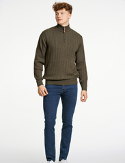 Lindbergh - 1/2 zip cable knit - basic-strickmode - army mel - 4