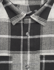 Lindbergh - Checked flannel shirt L/S - karierte hemden - off white - 2