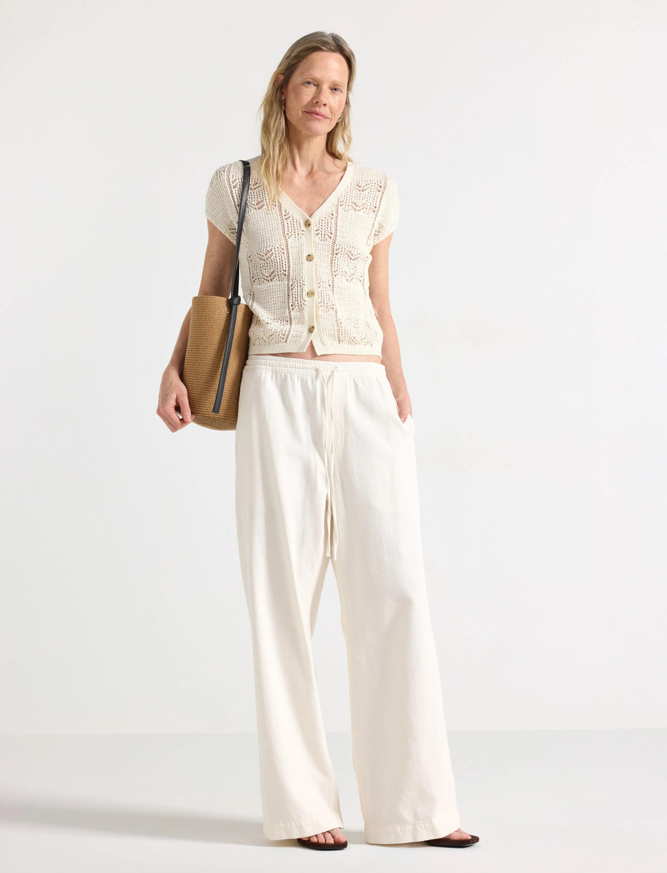 Lindex Wide Trousers With Elastic Waist - - 40/42 1