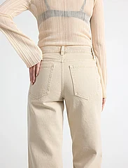 Lindex - Trouser Sia twill cropped - džinsa bikses ar taisnām starām - beige - 5