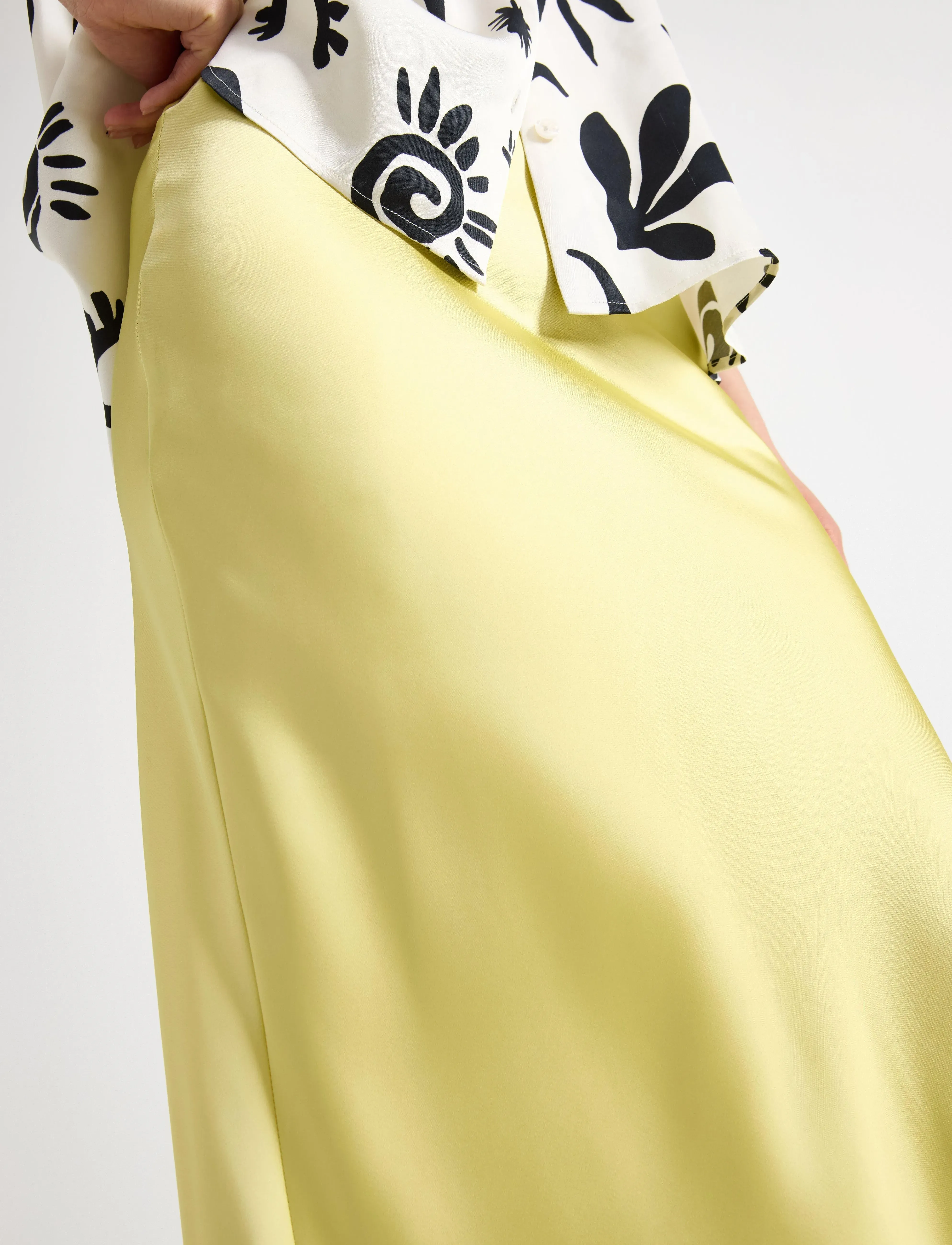 Lindex - Skirt Mary - spódnice satynowe - light yellow - 4