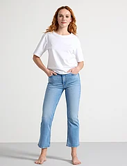 Lindex - Trouser Karen cropped fresh bl - utsvängda jeans - light denim - 4