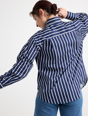 Lindex - Shirt April - langermede skjorter - dark blue - 4