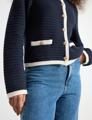 Lindex - Cardigan Elsa knitted - vakarėlių drabužiai išparduotuvių kainomis - navy - 5