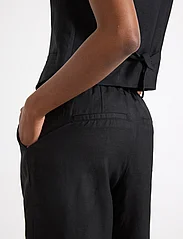 Lindex - Trouser Ragna with pleats - pellavahousut - black - 5