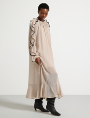 Lindex - Dress Blossom - feestelijke kleding voor outlet-prijzen - light dusty beige - 1