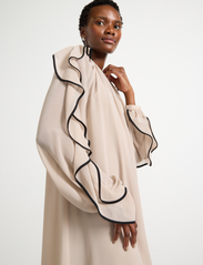 Lindex - Dress Blossom - festtøj til outletpriser - light dusty beige - 5