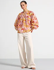 Lindex - Blouse Mimmi - long-sleeved blouses - orange - 4