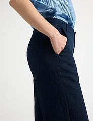 Lindex - Trousers Noor spring - tiesaus kirpimo kelnės - dark dusty blue - 5