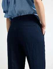 Lindex - Trousers Noor spring - broeken met rechte pijp - dark dusty blue - 6
