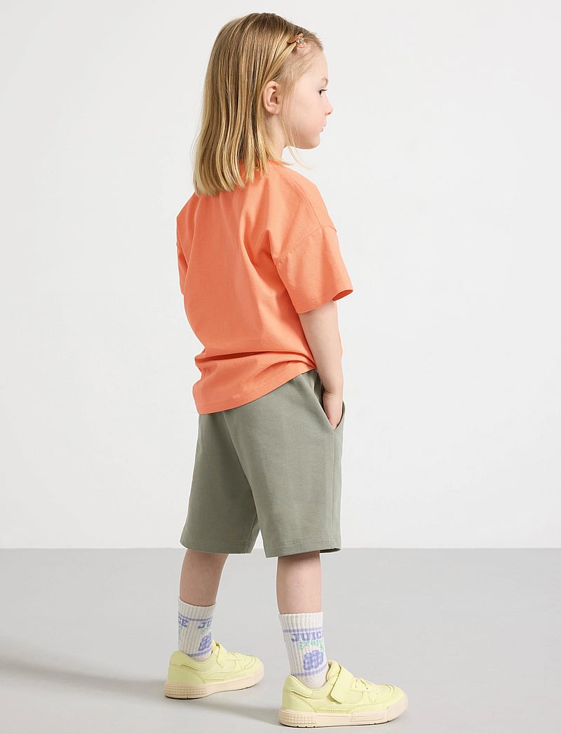 Lindex - Shorts Solid - sweatshorts - dusty green - 3