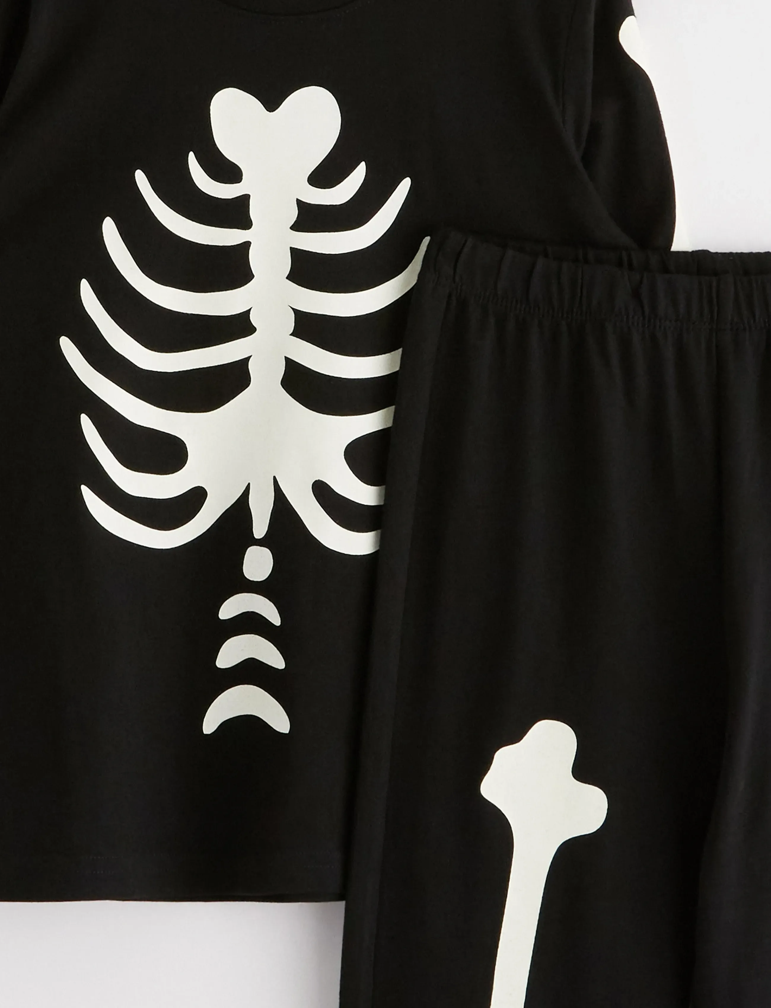 Lindex - Pyjama set with glow in the dark print - pyjamassæt - black - 5