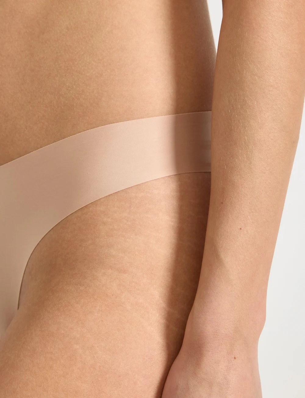 Lindex - Brief Inv Thong reg high cu - seamless trusser - light beige - 4