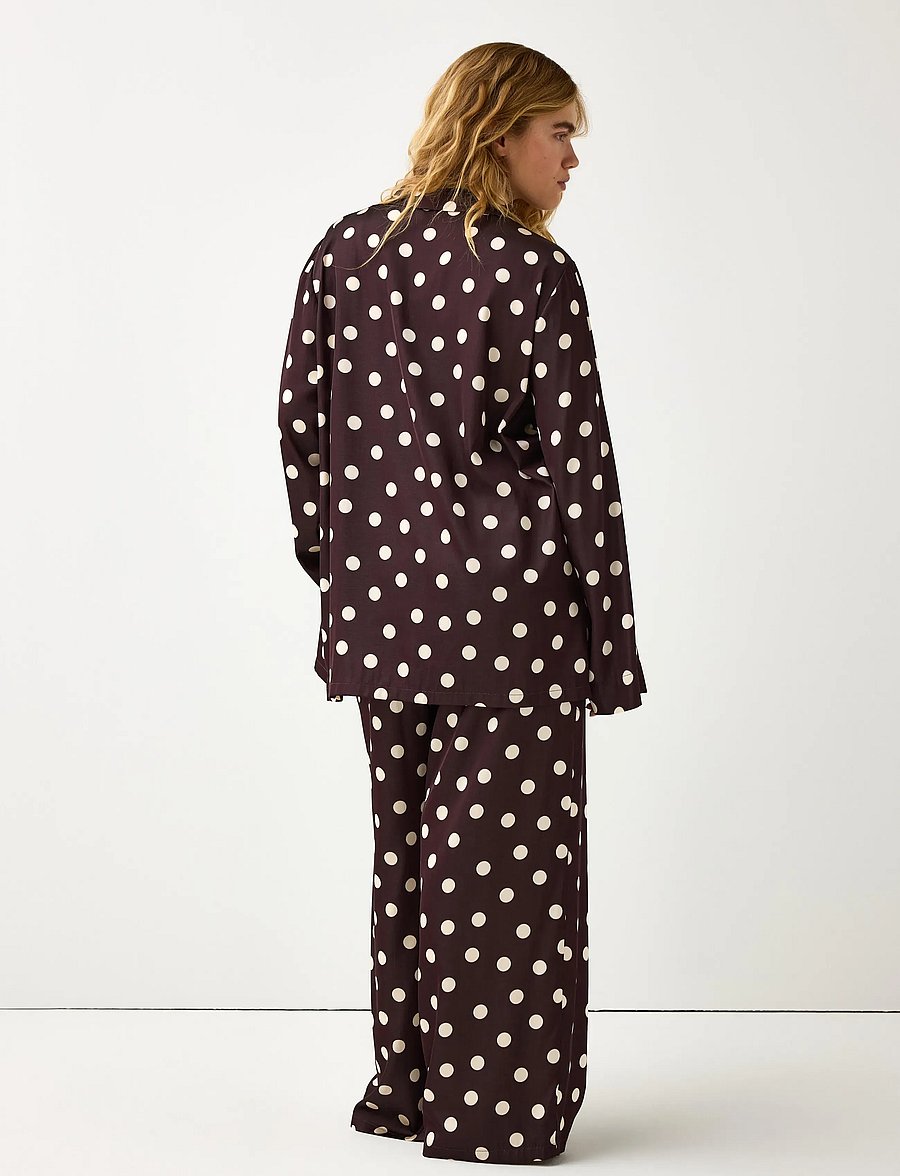Lindex - Pyjama set in satin - pyjamas - dark dusty brown - 3