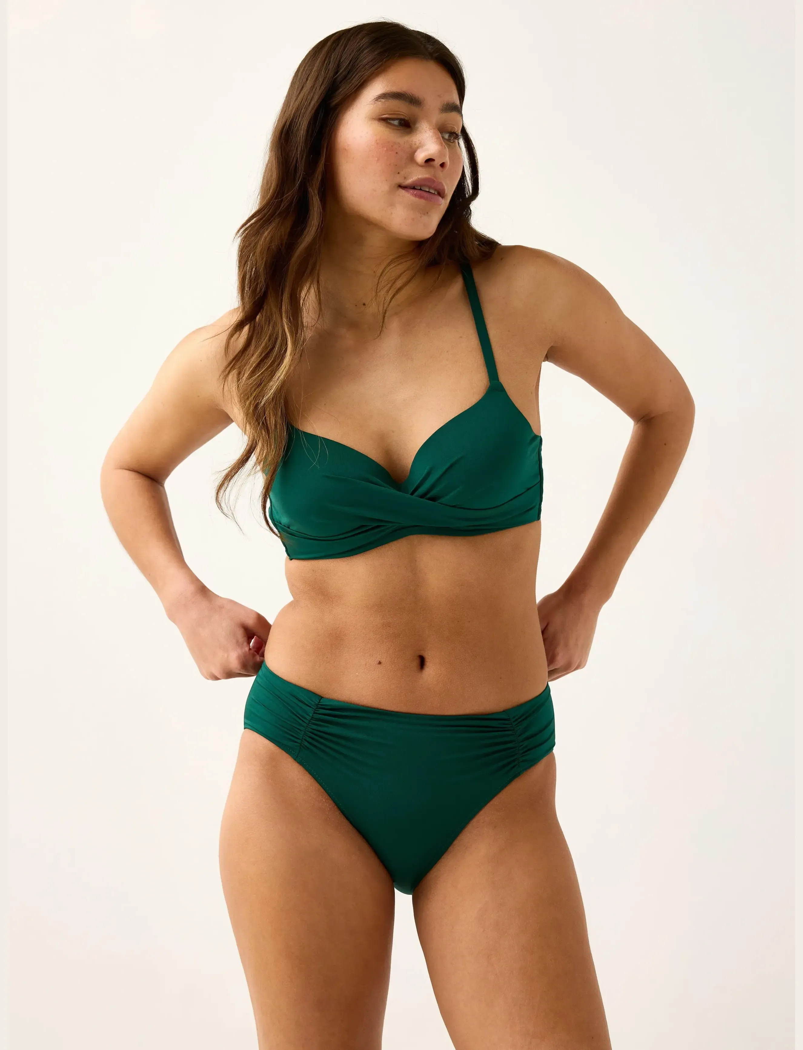 Lindex Brief Bikini Bella Rouched Shi, M, Green, Bikinis > Bikini Underdele, Dame