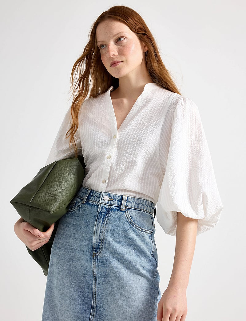 Lindex - Blouse Olivia - short-sleeved blouses - off white - 0