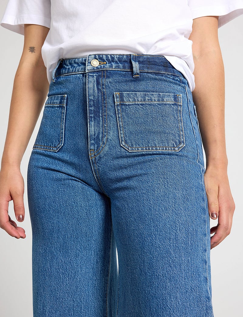 Lindex - Trousers denim wide patch mid - denim blue - 4