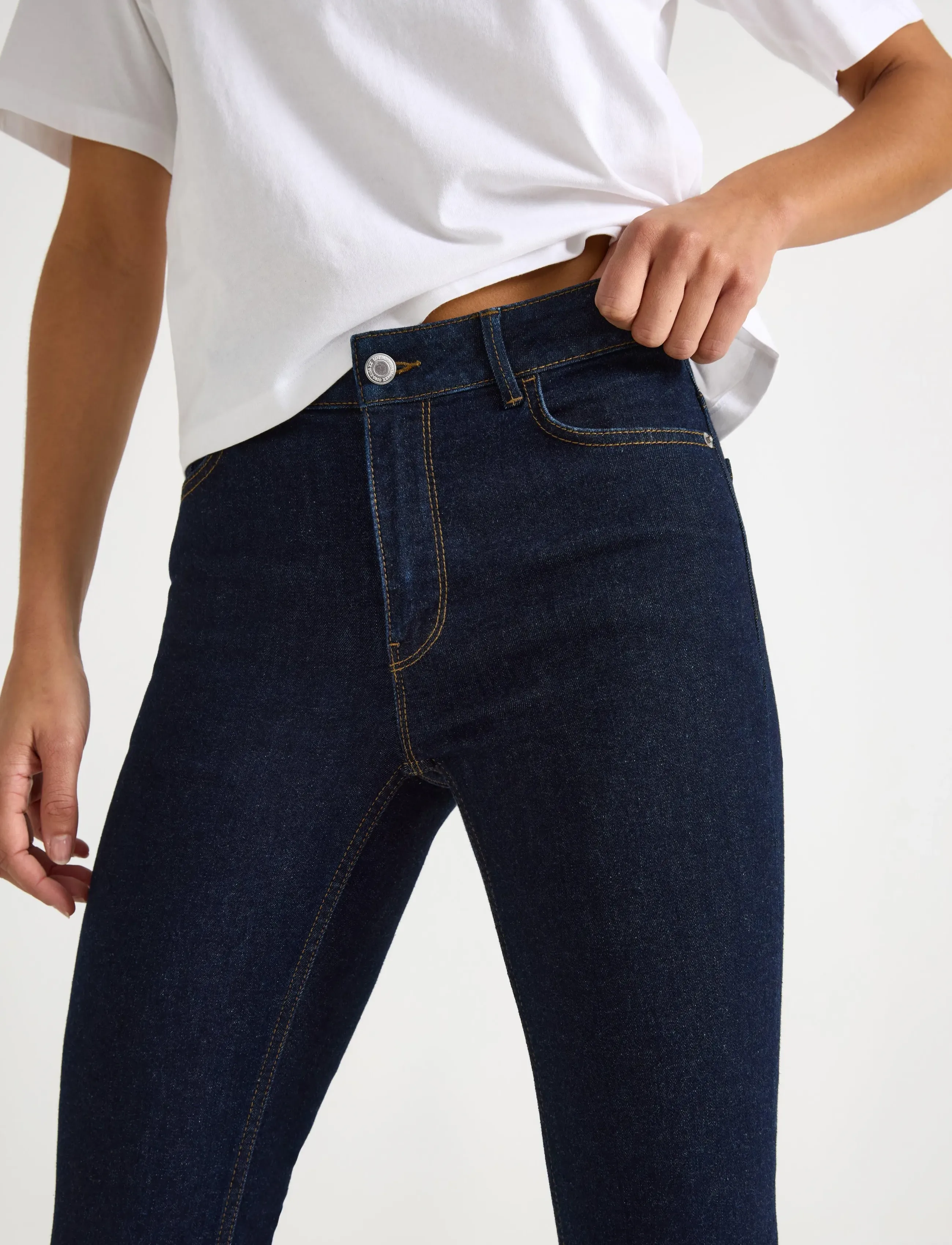 Lindex - Trousers Karen cropped rinse b - dark denim - 4