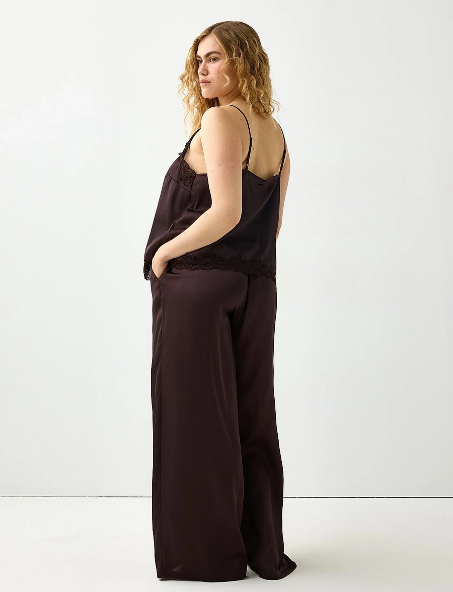 Lindex - Pyjama trousers in satin - bukser med brede ben - dark dusty brown - 3