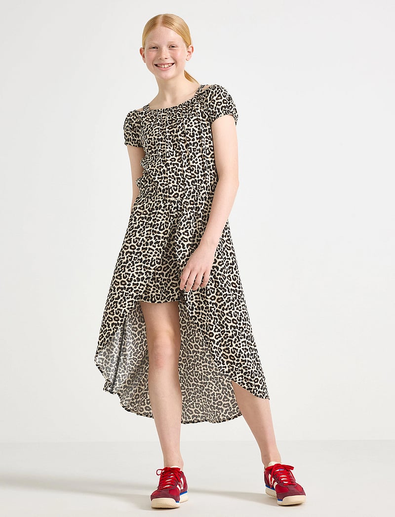 Lindex - Dress high and low with shorts - lühikeste varrukatega vabaaja kleidid - light beige - 0