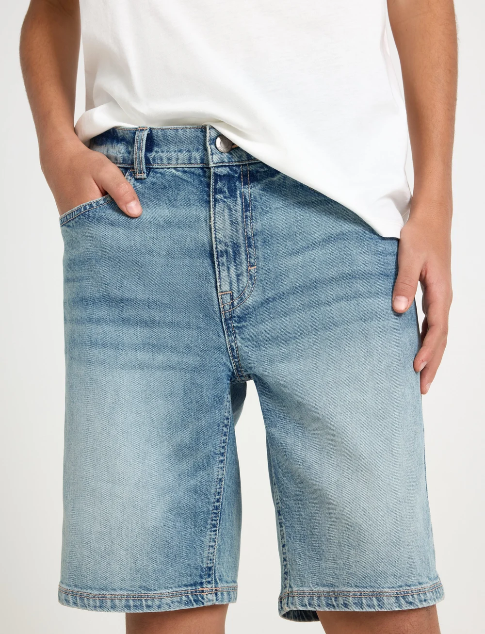 Lindex - Shorts denim Staffan - jeansshorts - light denim - 4