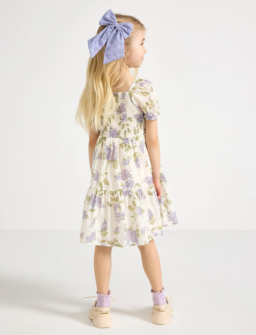 Lindex - Dress with smock - kurzärmelige freizeitkleider - white - 3
