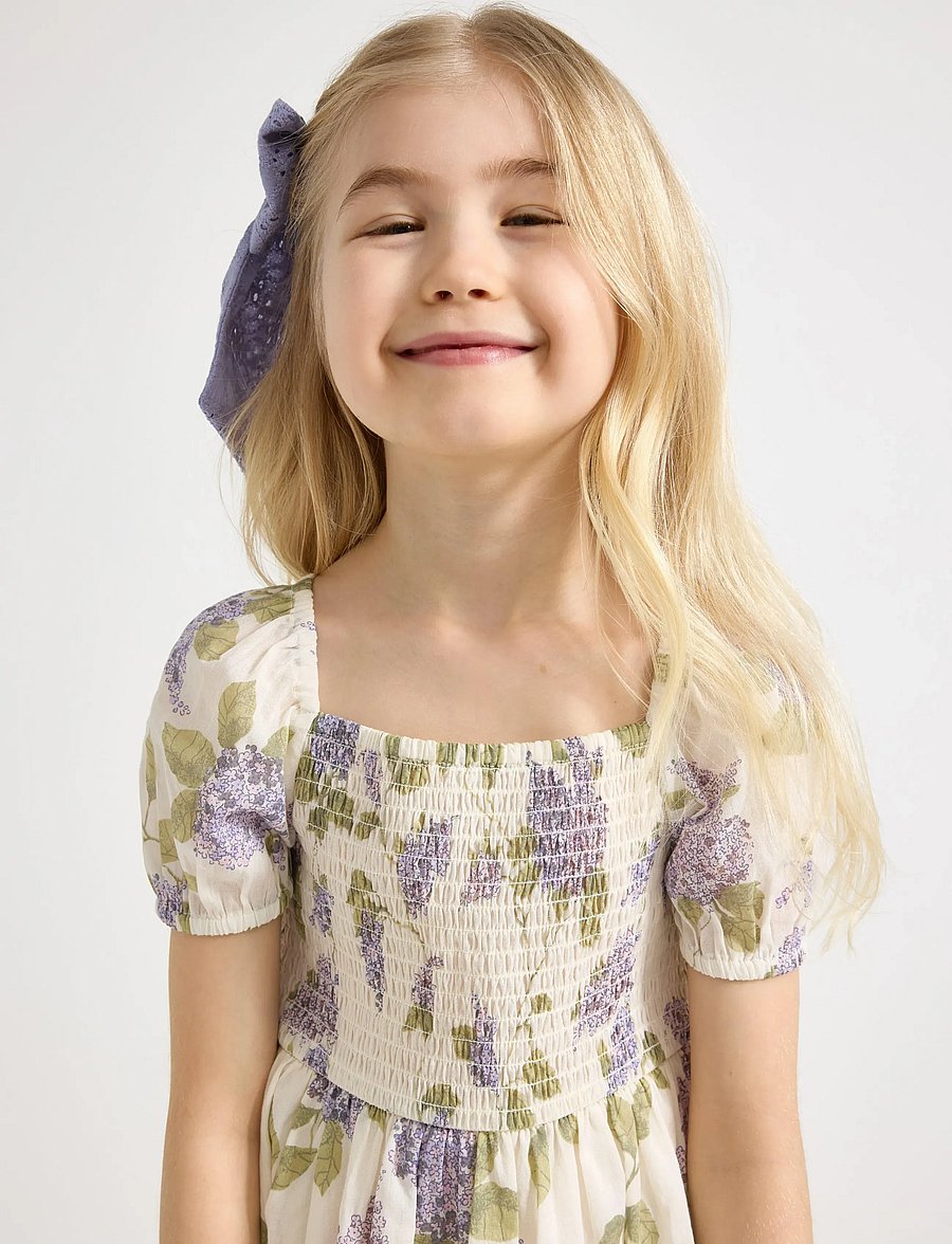 Lindex - Dress with smock - kurzärmelige freizeitkleider - white - 4