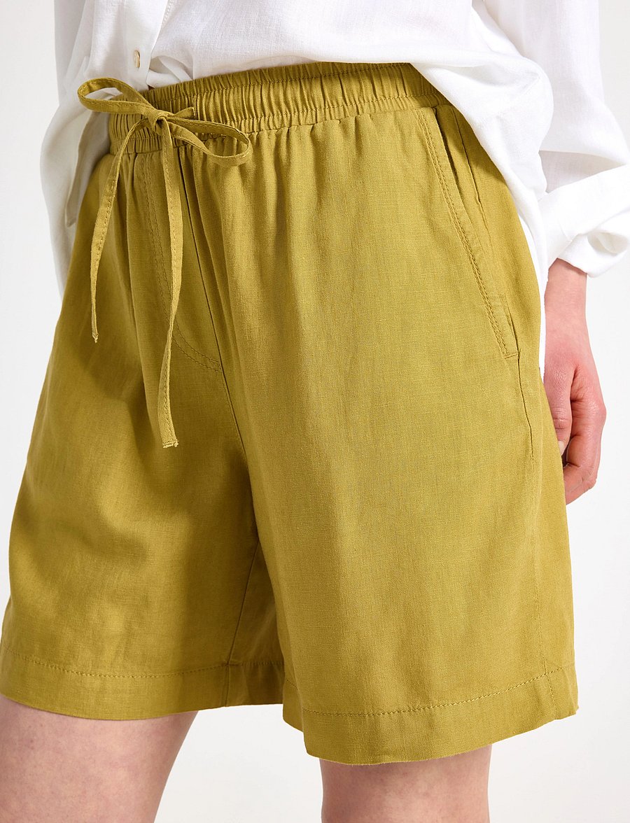 Lindex - Shorts Gillian - hørshorts - dark dusty yellow - 4