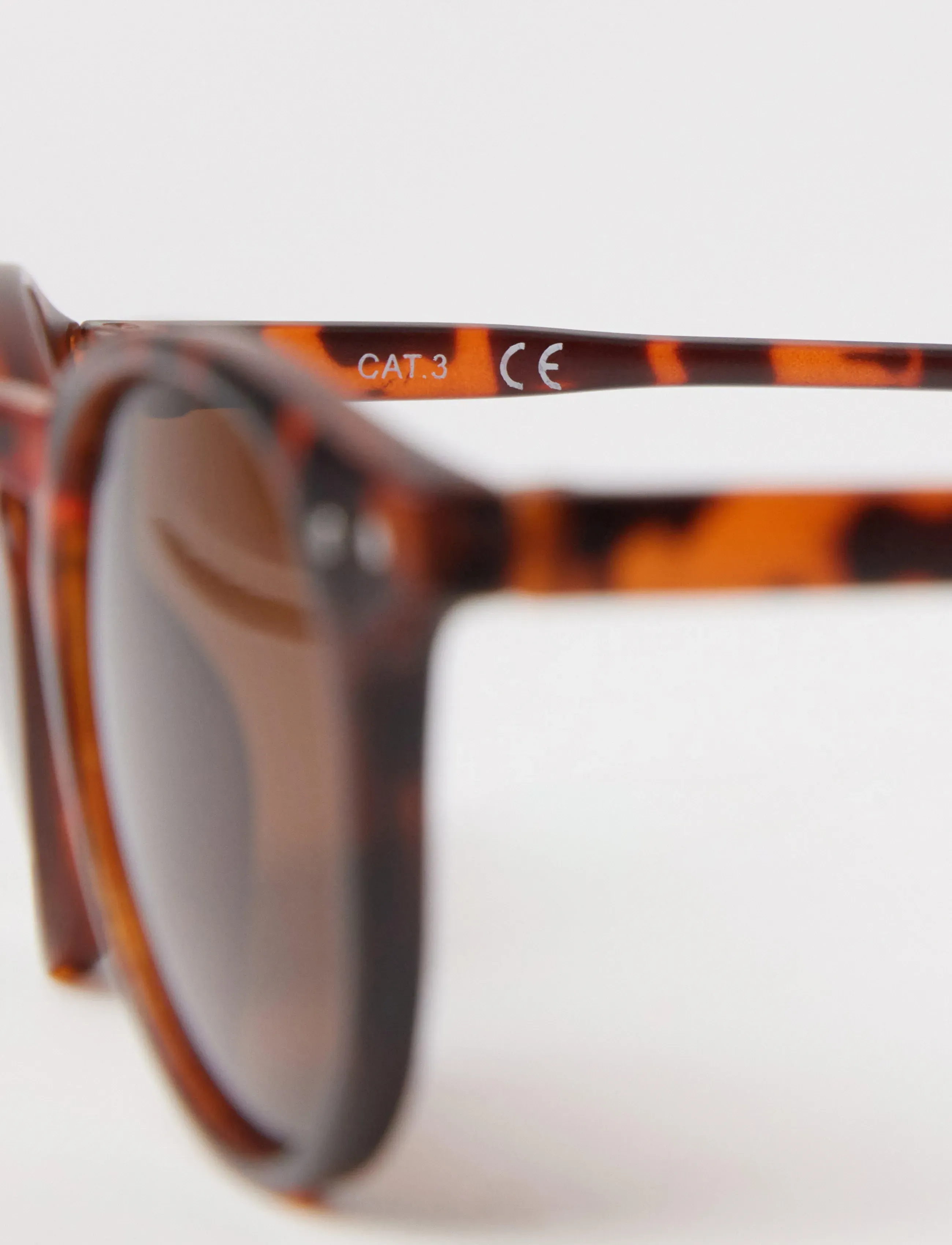 Lindex - Sunglasses round turtoise - sonnenbrillen - brown - 2