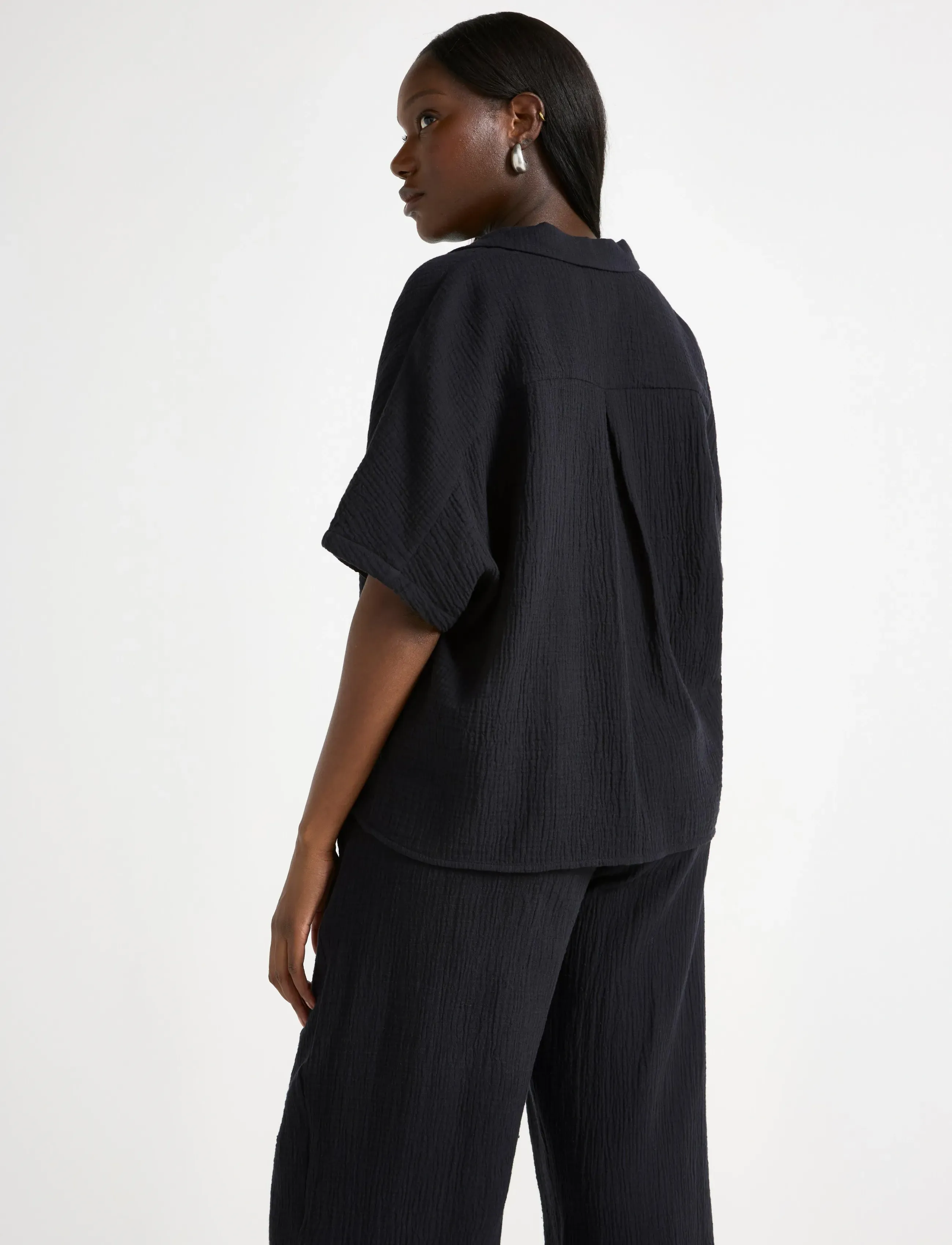 Lindex - MOM crinkled shirt - short-sleeved shirts - black - 3
