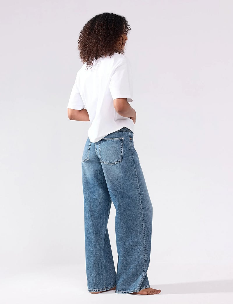 Lindex - WIDE Peggy jeans with mid waist - straight jeans - denim blue - 3