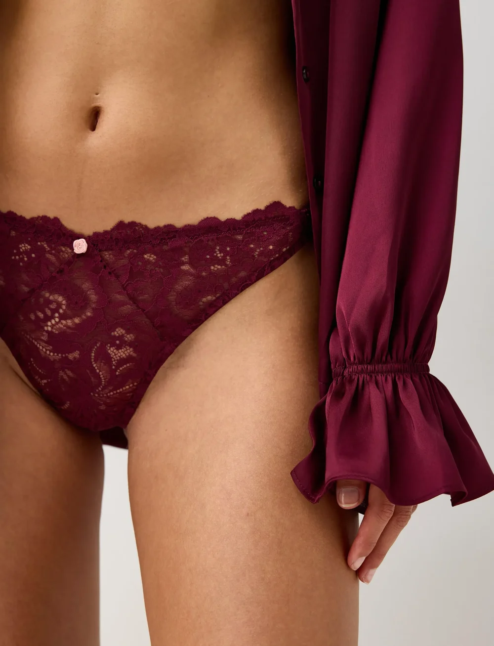 Lindex - Stringtrosa i spets med normalhög midja - strings - dark dusty red - 4