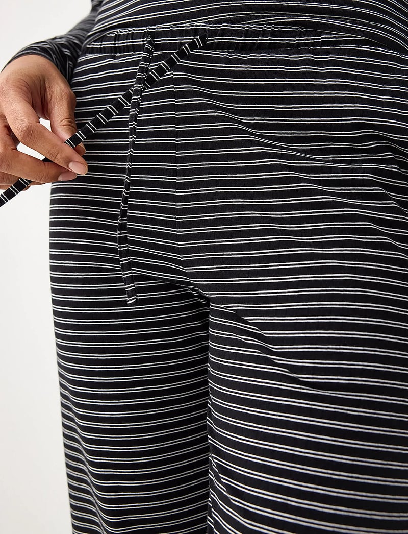 Lindex - Wide pyjama trousers - natbukser - black - 4