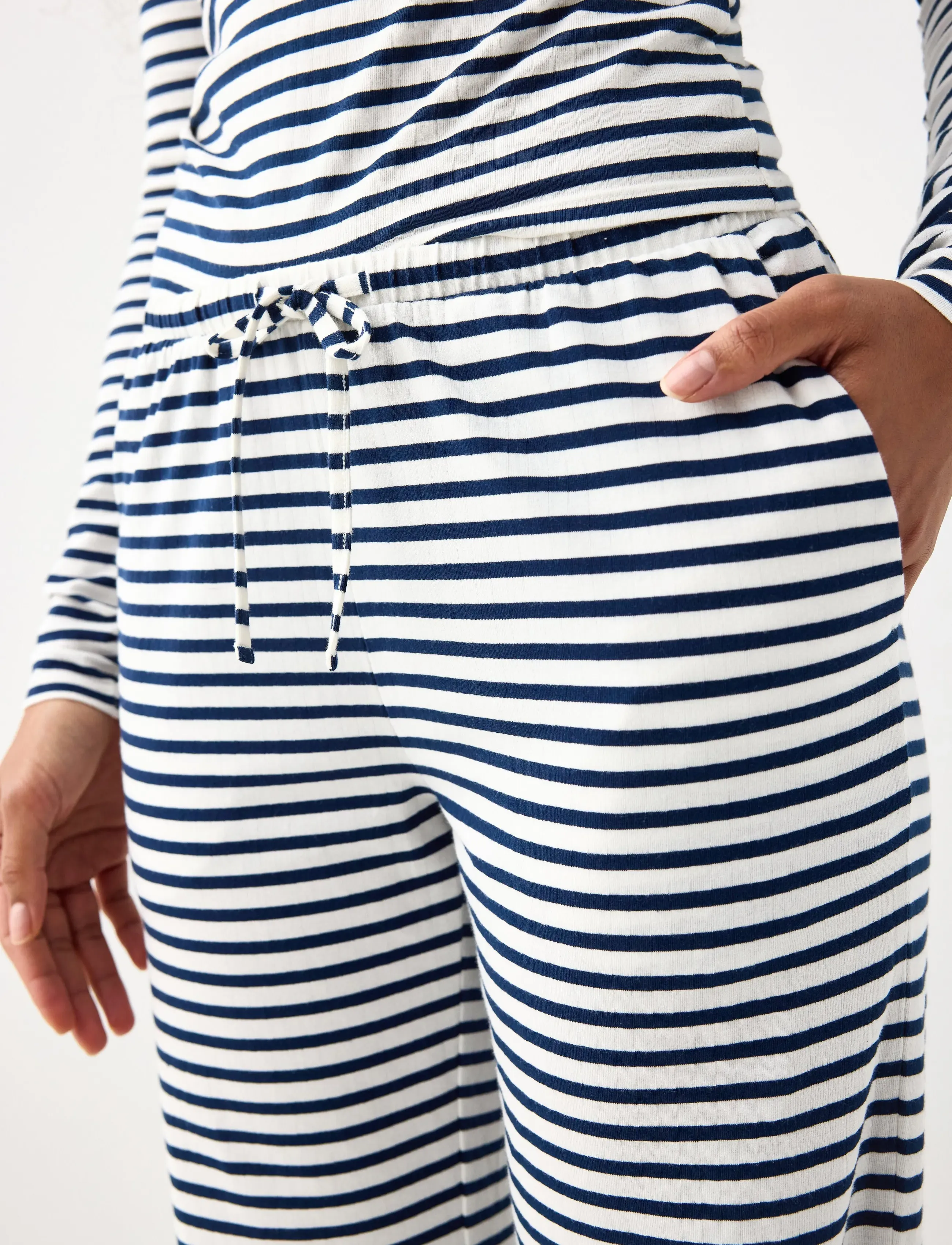 Lindex - Wide pyjama trousers - pyjamasbyxor - dark dusty blue - 4