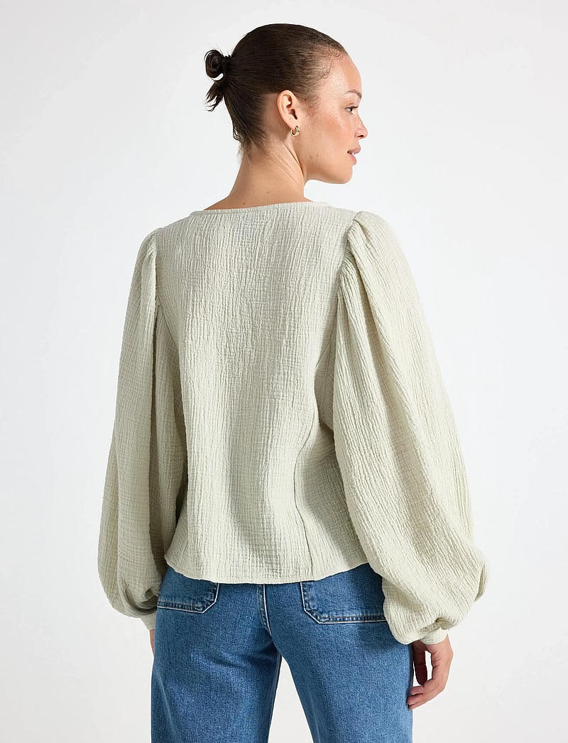 Lindex - Blouse Yellena - långärmade blusar - light dusty green - 3