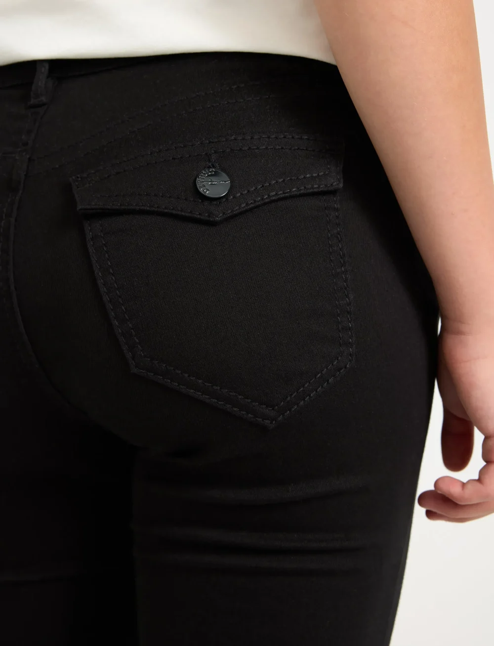 Lindex - trousers denim Freja black poc - alt laienevad teksad - black - 4