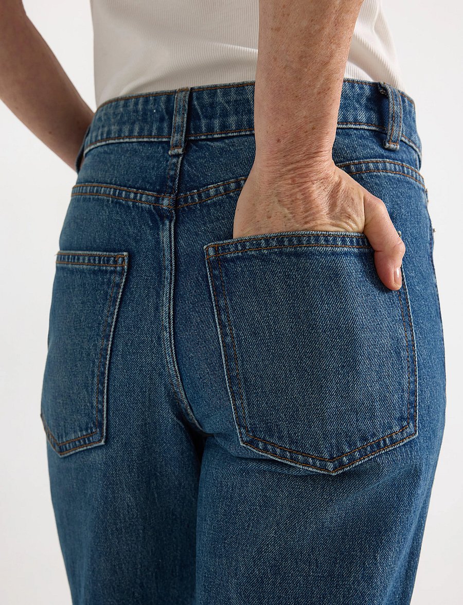 Lindex - STRAIGHT Nea cropped jeans with light stretch - gerade jeans - denim blue - 4