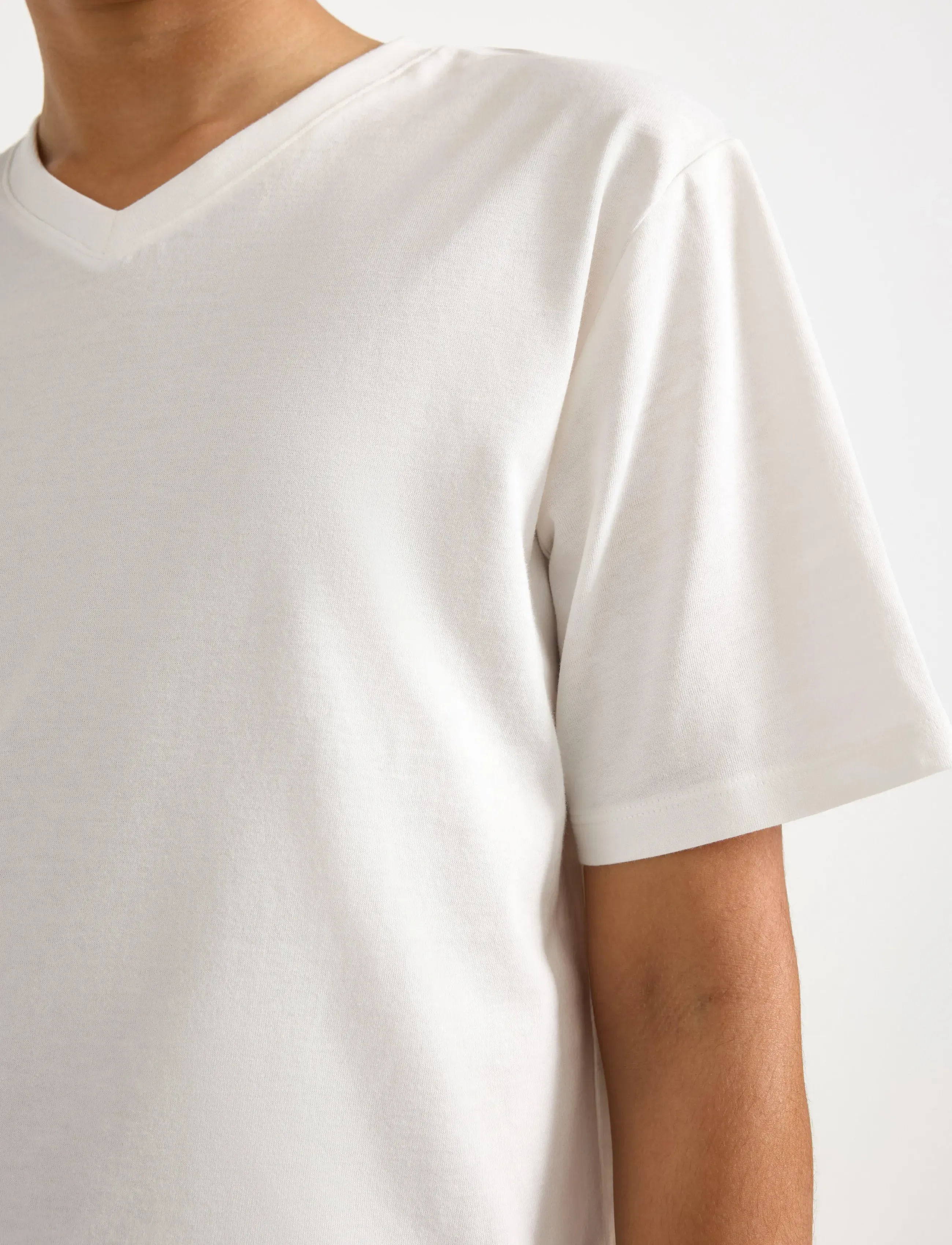 Lindex - T shirt v neck - t-shirts - off white - 4