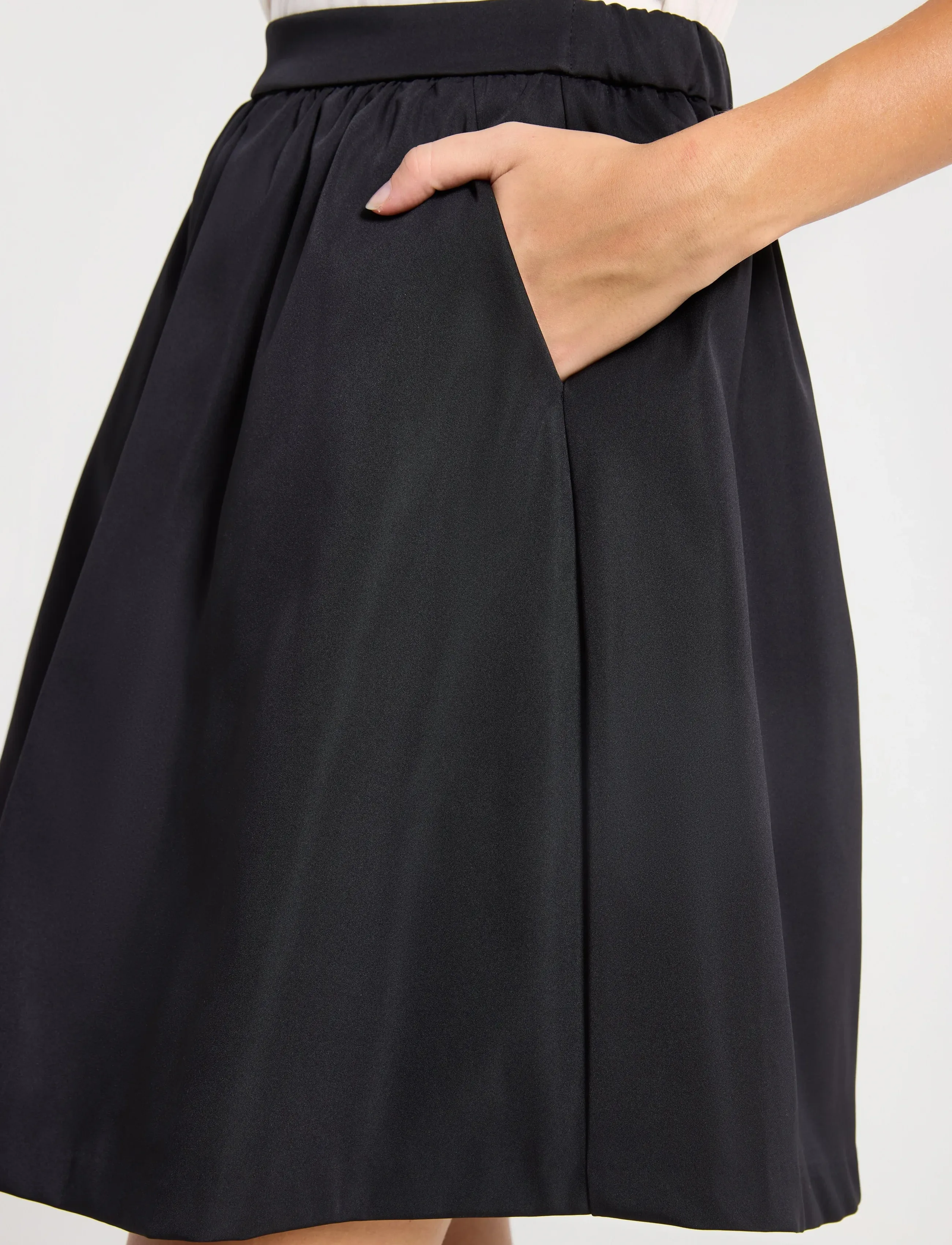 Lindex - Skirt Meja - kurze röcke - black - 4