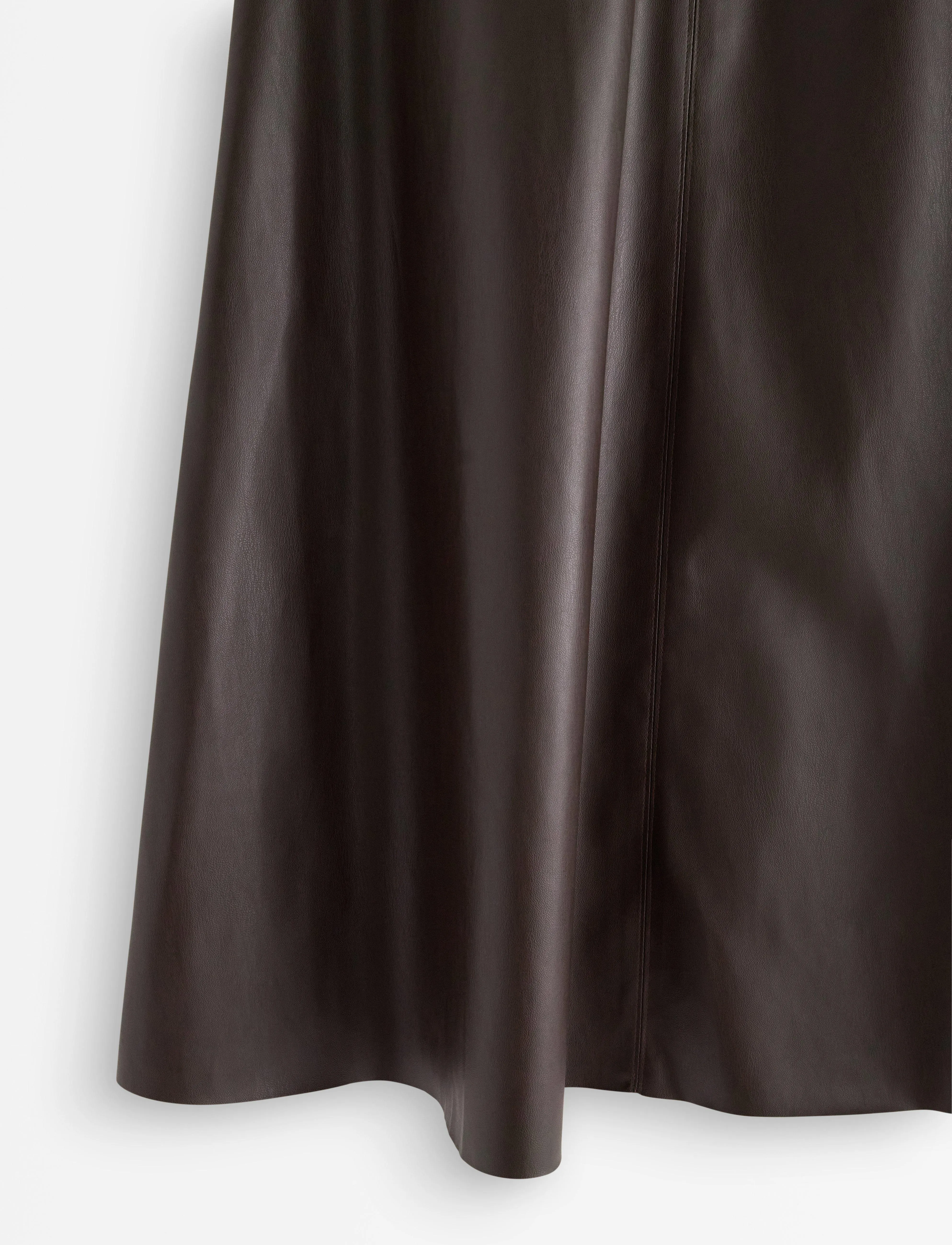 Lindex - Utsvängd midikjol i läderimitation - midi-röcke - dark brown - 5