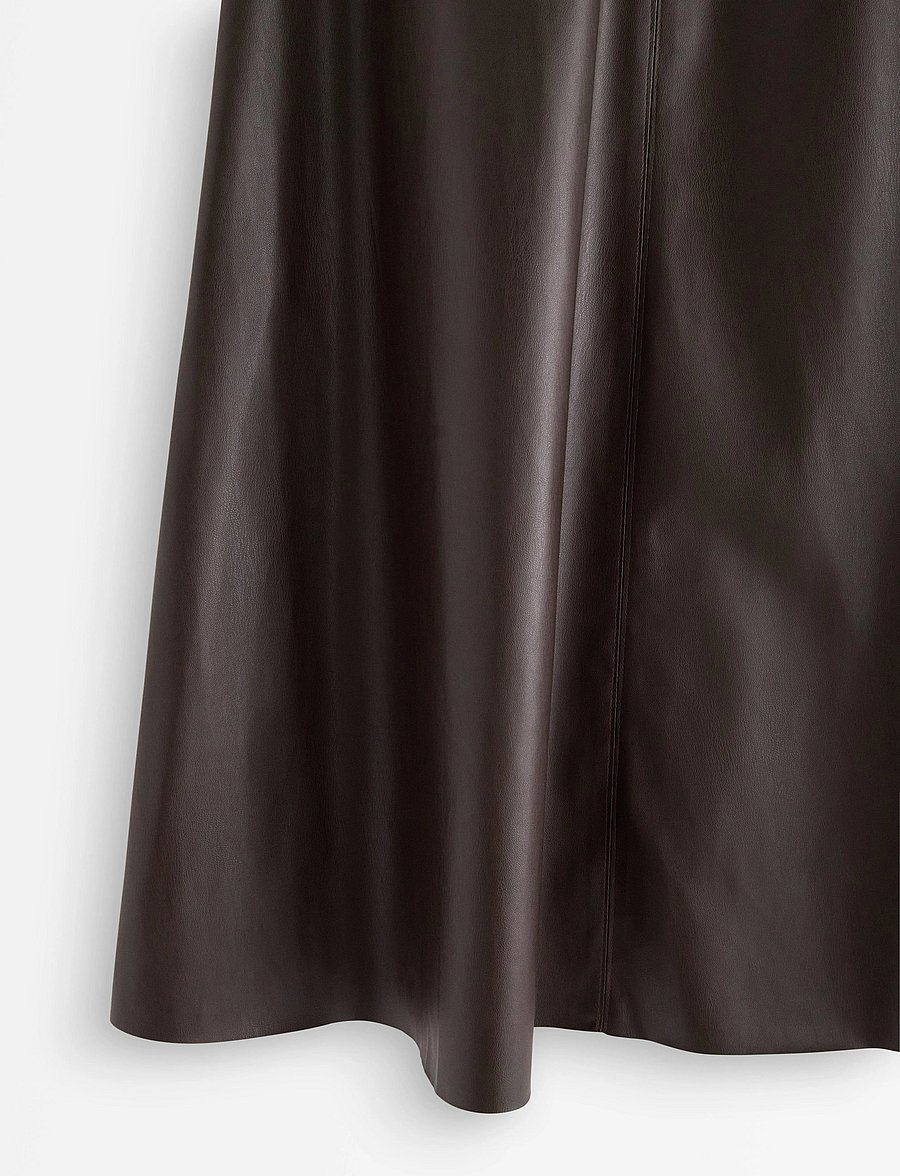 Lindex - Utsvängd midikjol i läderimitation - midi nederdele - dark brown - 5