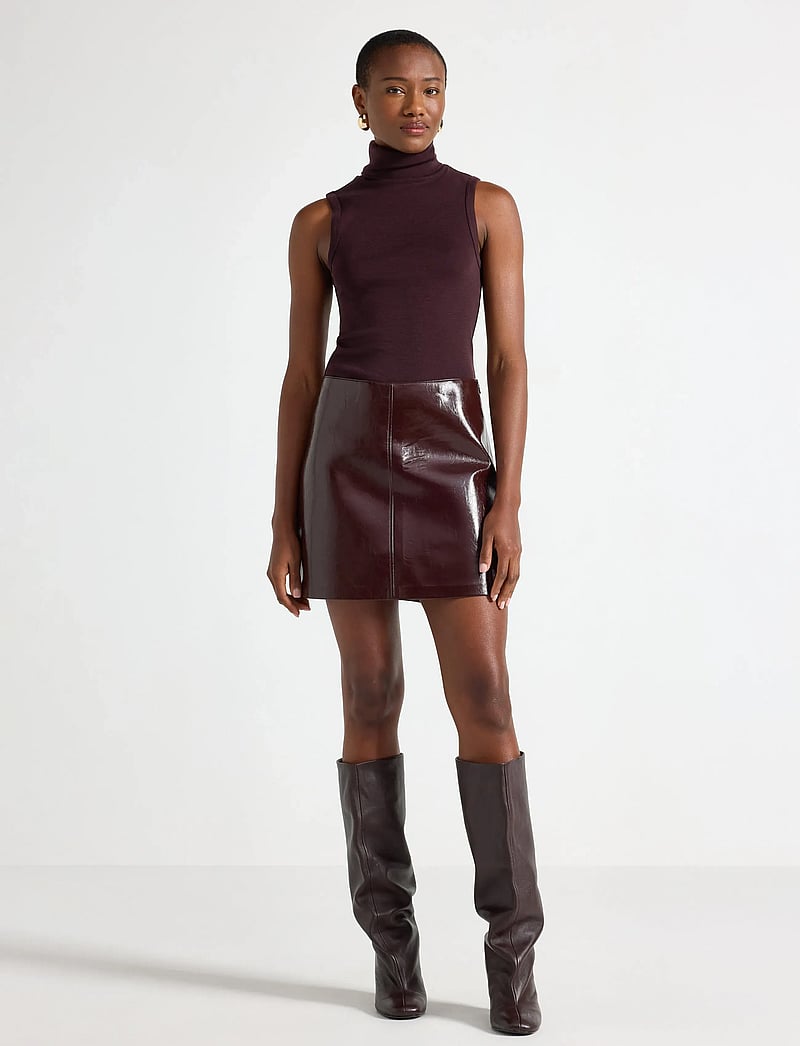 Lindex - Skirt Celia PU - kurze röcke - dark red - 0